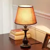 [Transfronterizo] Lámpara de Mesa Sencilla y Romántica para Dormitorio, Estilo Americano Creativo, Luz de Noche Táctil Regulable para Mesita de Noche con Control Remoto, Estilo Nórdico