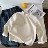 Camiseta base de cuello alto para niños, nuevo estilo otoño/invierno, ropa infantil estilo coreano, forrada de polar, camiseta de manga larga versátil para niños y niñas