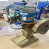 Máquina remachadora prensa de iluminación máquina remachadora bolsas de ferretería cajas de vino máquina de ojales cabeza de máquina casco máquina de clavar semi-hueca no estándar