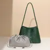 Bolso de Cubo Tejido de Moda Bolso de Hombro Gran Capacidad Bolso para Mujer alta calidad Tejido a Mano Casual Versátil Bolso de Mano para Mujer