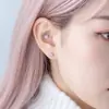 Mistura em Pó Starburst Henson Exquisite Versátil Estrela Rosa Haste de Liga de Titânio para Piercing na Orelha e Cartilagem