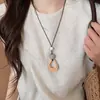 Nuevo Collar Colgante de Resina Estilo Étnico Chino Marrón Retro para Mujer Lanyard Cadena de Clavícula Accesorios Nuevo Estilo 2026