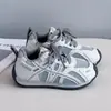 Zapatillas deportivas para niñas 2026 nuevos zapatos de primavera y verano para niños, zapatos de malla, zapatillas de entrenamiento alemanas, zapatos de malla transpirables para niños con suelas blandas