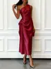 Vestido de noche cruzado europeo y americano 2026, nuevo estilo, satén, plisado, entallado en la cintura, de un solo hombro, sin mangas, para mujer