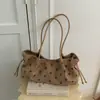 Bolso tote de lunares retro de moda nicho estilo coreano 2026 nuevo modelo de gran capacidad versátil para hombro y bandolera