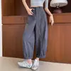 Nuevos pantalones de moda versátiles de estilo coreano que estilizan la figura, pantalones cortos con protección solar para mujeres petite para el verano