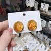 2024 Nuevos Aretes Elegantes de Cubo de Azúcar Retro para Mujer Dulces y Versátiles Aretes de Aleación de Alta Gama Aretes