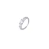 Anillo Clásico de Circonita Brillante con Cuatro Garras para Mujer, Lujo Ligero, Elegante y Delicado, Apilable, Joyería de Anillo Cerrado Fresca y Elegante