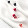 Nalan Plata de Ley S925 Estilo Navideño Simple Clip para Oreja de Reno Pendientes de Circonita Roja Granate G4302