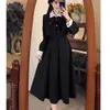Vestido de Manga Larga Estilo Hepburn Francés Talla Grande Falso Dos Piezas Cuello Polo para Mujer Otoño Sentido de Alta Gama Cintura Ceñida Vestido Largo de Línea A