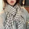 Cachecol para Mulheres no Inverno, Xale Grande Colorido de Pelo de Alta Qualidade com Franjas, Quente e Versátil, Cachecol Listrado Atmosférico Atacado