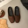 Novedad de Otoño Estilo Retro Gamuza Punta Cuadrada Slip-on Medias Pantuflas Sandalias Cerradas para Mujer Versátiles de Suela Plana para Exteriores