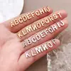 Acero Inoxidable Galvanizado Estilo Europeo y Americano 26 Letras Inglesas Etiqueta Colgante Pulsera Collar DIY Hecho a Mano Accesorios de Joyería