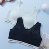 Sujetador para adolescentes, fino, transpirable, amigable con la piel, adecuado para estudiantes de secundaria y preparatoria, con copas fijas, chaleco deportivo a prueba de impactos para correr