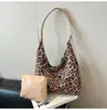 Bolsa feminina de comércio exterior transfronteiriço, nova bolsa tote estampada de leopardo retrô, camurça, grande capacidade, bolsa de ombro versátil, bolsa transversal