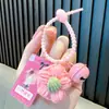 Pingente de Boneca Fofa Crochê à Mão, Enfeite de Chaveiro de Lã, Pequeno Acessório para Bolsas de Meninas, Presente