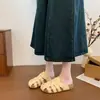 Meias Pantufas Femininas para Uso Externo, Pantufas Fechadas com Solado Grosso, Tecidas 2026 Verão Novas Pantufas Slip-On Vazadas Respiráveis Retro