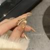 É tão bonito usar tantas pilhas ~ anel de arco suave estilo frio de alta qualidade ins luz luxo super fada pérola anel de nicho