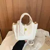 Bolso de Mano Mini Nuevo de Moda de Nicho para Mujer, Bolso de Hombro de Estilo Coreano de Alta Gama, Bolso Cruzado de Moda para el Trabajo