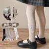 Meia-calça feminina com strass, estilo primavera e outono, legging fina de verão para crianças e meninas, adequada para bebês e lactentes, branca para usar por cima