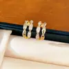 Brincos de Tarraxa Dupla Camada em Forma de C com Zircônia Cúbica Prateada Estilo Minimalista Moderno Temperamento Brincos Versáteis Luxo Leve Sensação de Alto Padrão Joias de Orelha Atacado