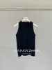 Chaleco de punto con cuello de volantes elegante Youji CZZHANG para mujer, top sin mangas nuevo de otoño para usar como prenda exterior C35332
