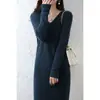 Vestido de Punto Rayado para Mujer 2022 Damas Otoño e Invierno Cuello en V Color Sólido Manga Larga Elegante Delgado Suéter Falda Línea A