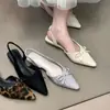 Zapatos Mary Jane Planos Versátiles para el Trabajo, Estampado de Leopardo, Puntera Puntiaguda, Fruncidos con Lazo, Sandalias de Moda Hada para Mujer, Primavera/Verano 2025