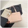 Bolso de Hombro Urbano Simple de Aspecto Elevado, Moderno y Sencillo para Mujer, Nuevo Bolso de Axila para Verano 2025, Bolso Tote de Mano
