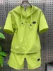 Conjunto Esportivo Casual de Alta Qualidade Masculino 2026 Novo Verão Proteção Solar Camiseta de Manga Curta e Shorts Conjunto de Duas Peças Tendência