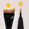 Brocha para Base de Maquillaje con Forma de Media Luna y Cabeza Plana Curva, Brocha Ultra Fina para Base, No Absorbe Polvo, Brocha para Base de Maquillaje Líquida sin Marcas, Brocha de Maquillaje Cola de Pez