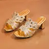Nuevas Sandalias de Pedrería Estilo Europeo y Americano 2026 para Mujer, Moda de Verano para Exteriores, Sandalias Antideslizantes con Tacón Grueso Decoradas con Diamantes, Venta al por Mayor