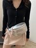 Bolso plateado de nicho popular de este año para mujer 2024 nuevo verano bandolera/pechera todo-fósforo moda riñonera para teléfono móvil