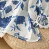 Camisa de Encaje Azul Estampada con Cordones y Cuello en V con Perlas para Mujer Verano Nuevo Top Delgado de Lino Elegante con Protección Solar