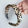 Faixa de Cabelo Doce e Cool Estilo Deserto Único e Moderno Acessório de Cabelo Caveira Retro Aumenta Altura Estampa de Leopardo Simples Headwear Ins