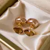 Aretes Cuadrados de Perlas de Dos Piezas Color Champagne para Mujer 2025 Año Nuevo Nuevo Estilo Pendientes Elegantes de Socialité Pendientes Versátiles Sencillos