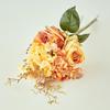 Flor de imitación con borde quemado, rosa para boda, atada a mano, respaldo de silla, flor falsa, mesa europea, rosa con borde tostado, flor falsa, venta al por mayor
