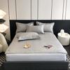 Estilo Simple de Lujo Ligero Jacquard Hielo Carbón Esterilla de Seda de Hielo Lavable a Máquina Kang Bacteria Esterilla para Cama Estilo Ajustado Transpirable Juego de Tres Piezas