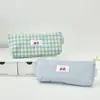 Estilo Japonés Simple Portátil Cuadros Ins Lindo Triangular Estuche para Lápices para Estudiantes de Primaria y Secundaria Compacto Creativo Bolsa de Almacenamiento para Papelería
