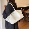 Estilo de Nicho de Gama Alta Otoño e Invierno 2026 Nueva Moda Versátil Casual Simple Estilo Occidental Elegante Gran Capacidad Bolso de Hombro y de Mano