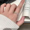 Anillo de plata de ley S925 con hoja y diamante para mujer, diseño único, banda fina de mariposa totalmente pavonada con diamantes, anillo abierto ajustable versátil