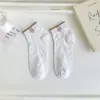 Meias Brancas Curtas Respiráveis Femininas, Meias Baixas Fofas Estilo Japonês para Verão, Primavera e Outono, Meias Brancas Finas Cano Baixo