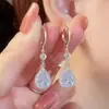 Pendientes de gota de agua brillantes y exquisitos Pendientes de cristal exquisitos Pendientes nuevos de alta gama moda combinan con todo alto temperamento