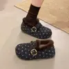 Sapatos Birkenstock de sola grossa, estilo slip-on, para mulheres, nova coleção outono/inverno 2026, forrados com fleece para aquecimento, design retrô fashion de bolinhas, sapatos casuais fáceis de calçar