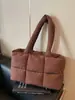 Transfronterizo 2026 Verano Nuevo Moderno Gran Capacidad Bolso de Hombro para Mujer Versátil de Moda Bolso Tote Simple para Llevar en la Mano