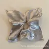 Goma para el pelo grande de tela suave estilo coreano, Accesorio para el pelo de malla hecho en Yiwu, Disponible en stock, Lazo para el pelo versátil 48H