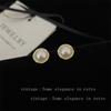 Aretes de perlas geométricas retro franceses para mujer, diseño de nicho, temperamento versátil, aretes estilo Chanel, estilo coreano