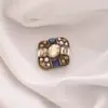 Broche de Laço Coração Simples para Mulheres, Corsage de Luxo, Alfinete Anti-Exposição para Gola Feminina, Alfinete de Cardigã, Acessório de Roupa