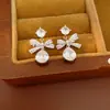 Brincos de Zircônia Prateada com Laço e Gota d'Água, Simples e Elegantes, Brincos Modernos e Versáteis, Brincos de Luxo Leve de Alta Qualidade para Venda por Atacado