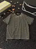 Camiseta de Manga Corta a Rayas Finas de Verano para Hombre, Cuello Redondo, Marca Trendy para Estudiantes, Camiseta Versátil de Moda Deportiva Versión Coreana